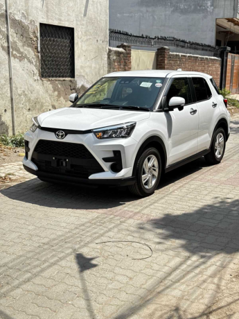 toyota-raize-g-big-1
