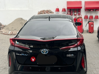 toyota-prius-phv-plug-in-hybrid