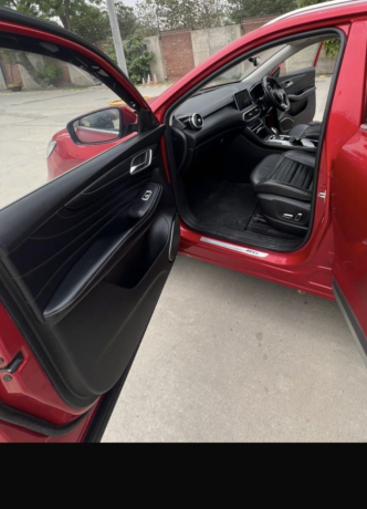 mg-hs-phev-big-11