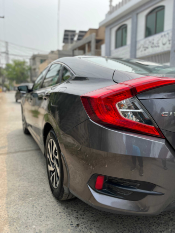 honda-civic-oriel-18-i-vtec-cvt-big-6