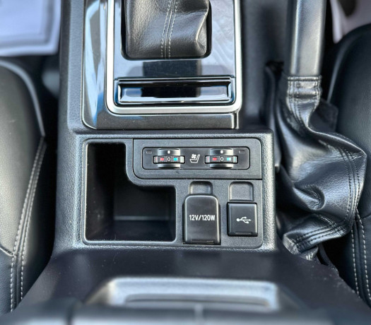toyota-prado-tx-l-package-27-big-9