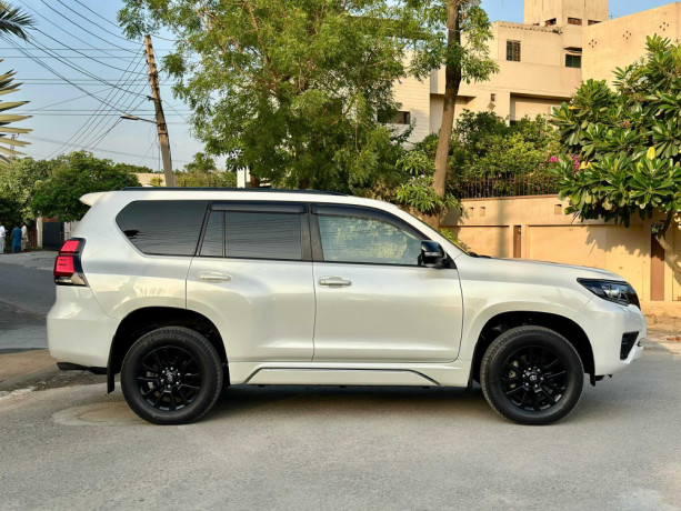 toyota-prado-tx-l-package-27-big-4