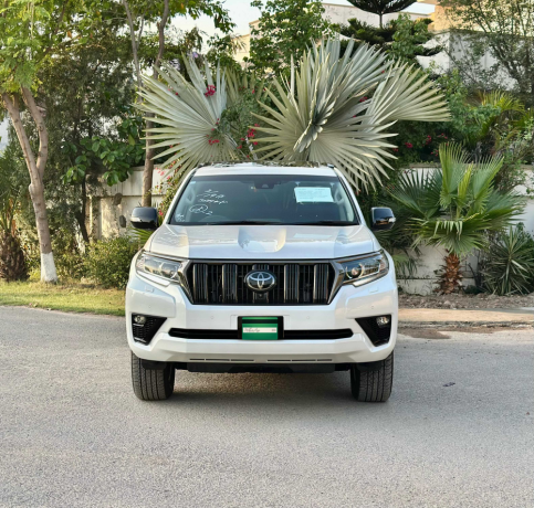 toyota-prado-tx-l-package-27-big-1