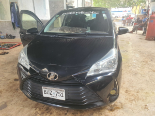 toyota-vitz-f-safety-10