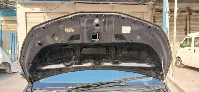 toyota-vitz-f-m-package-10-big-4