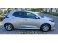 toyota-yaris-hatchback-x-small-2