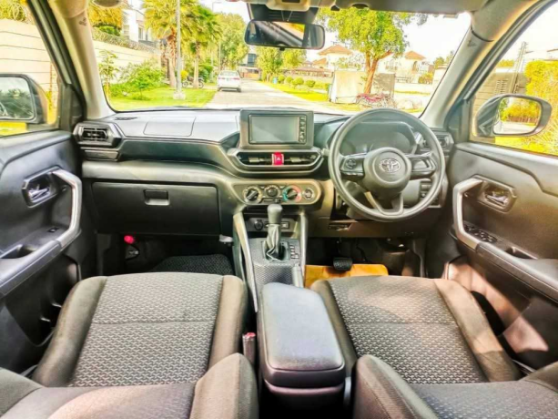 toyota-raize-xs-big-10