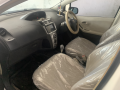 2006-vitz-small-3