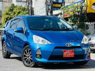 toyota-aqua-s-package-2014