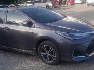 toyota-corolla-altis-2021