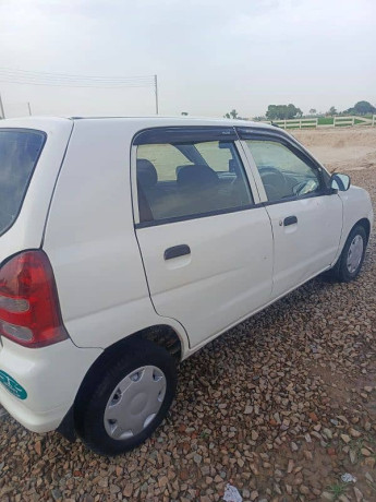 suzuki-alto-2010-big-5