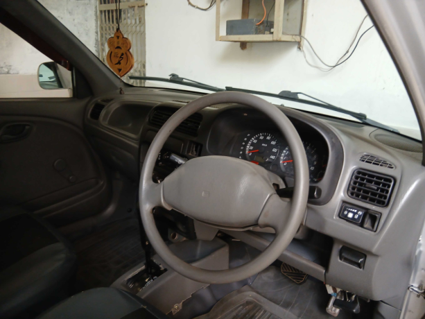 suzuki-alto-vxr-big-3