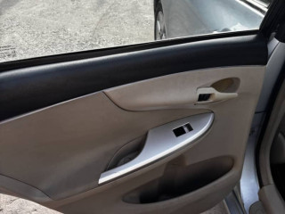 toyota-corolla-gli-16