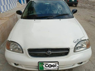 suzuki-baleno-2004