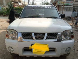 nissan-navara-20082022