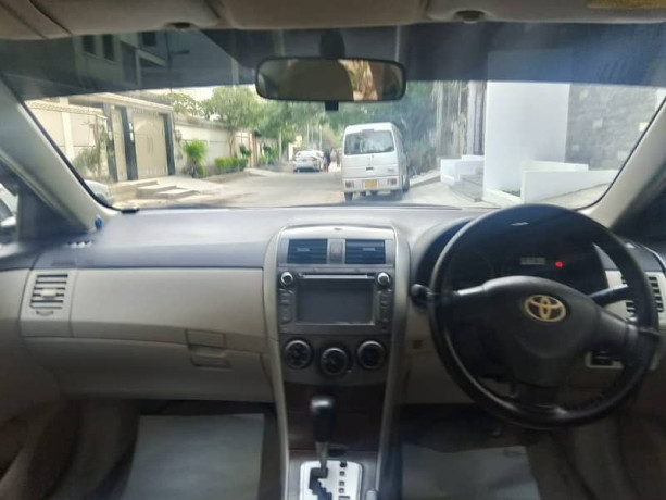 toyota-corolla-gli-16-2014-big-3