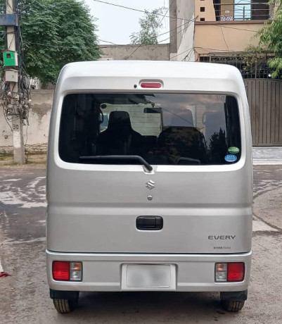 suzuki-every-2019-pc-limited-big-16