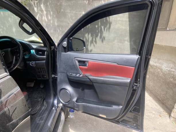 personal-use-fortuner-legender-big-4