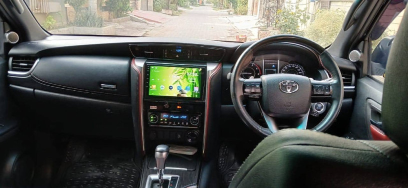 personal-use-fortuner-legender-big-17