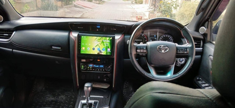 personal-use-fortuner-legender-big-16