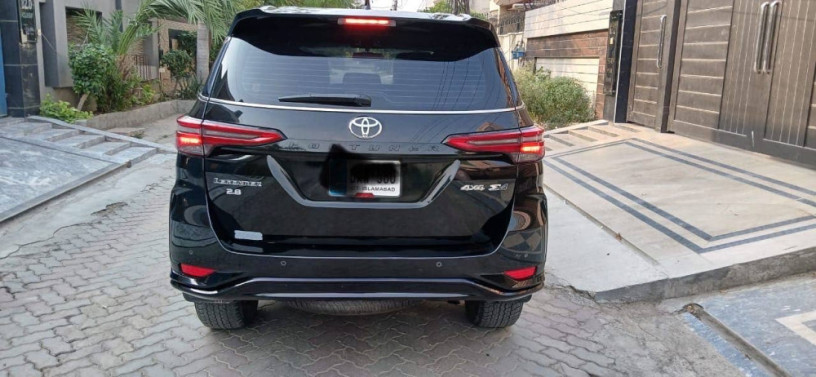 personal-use-fortuner-legender-big-6