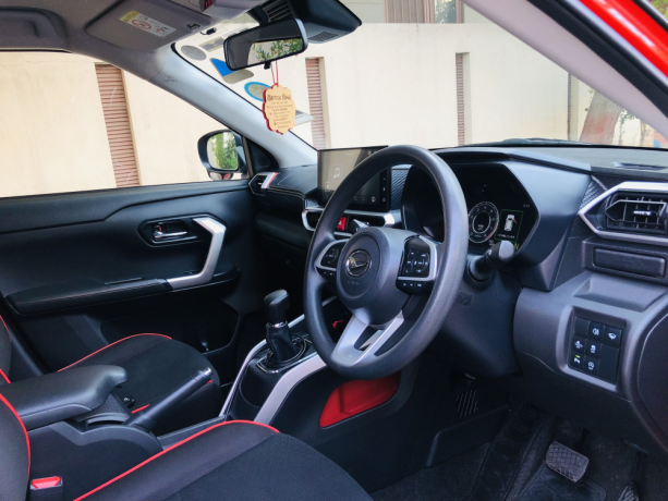 daihatsu-rocky-10-r-tc-big-19
