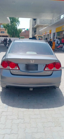 honda-civic-vti-18-i-vtec-big-1