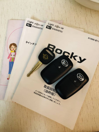 daihatsu-rocky-turbo-big-19