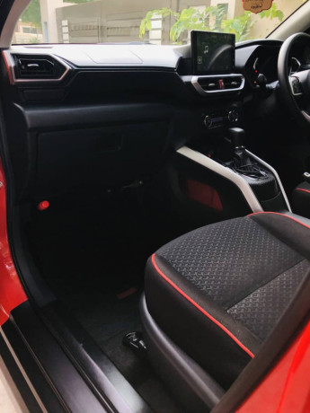 daihatsu-rocky-turbo-big-16