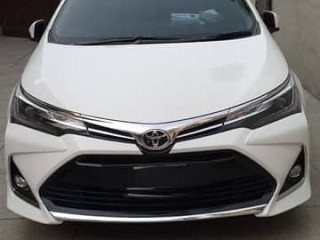 toyota-altis-grande-2023-18-black-interior-b2b-genuine