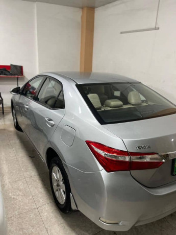 toyota-corolla-altis-2016-big-5