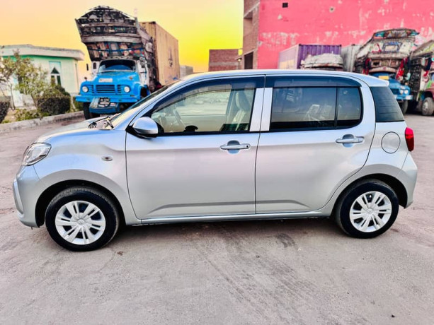 toyota-passo-2023-big-9