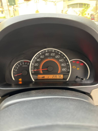 suzuki-wagon-r-bumper-to-bumper-genuine-1st-owner-23000kms-driven-big-12