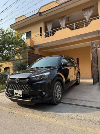toyota-raize-12l-first-12l-variant-imported-in-pakistan-big-4