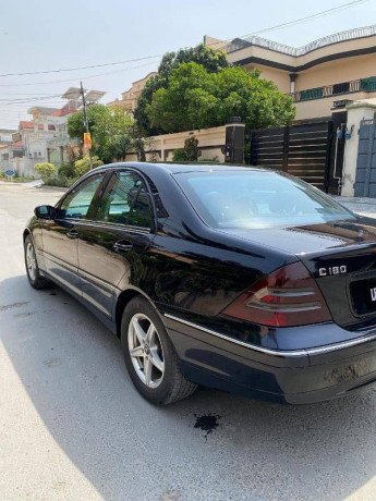 mercedes-c-class-2008-big-7