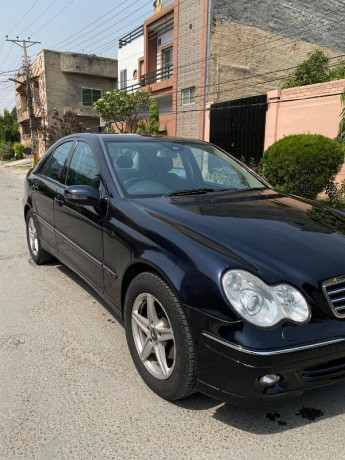 mercedes-c-class-2008-big-4