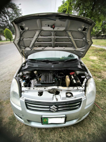 suzuki-swift-dlx-13-big-11