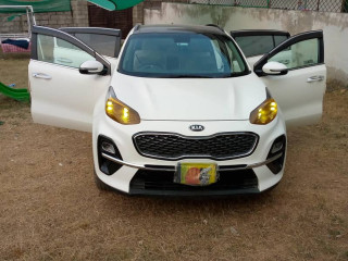 kia-sportage-fwd