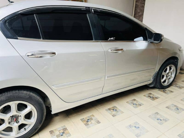 honda-city-aspire-idsi-2015-big-8
