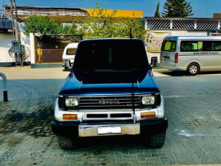 toyota-land-cruiser-vx-42d
