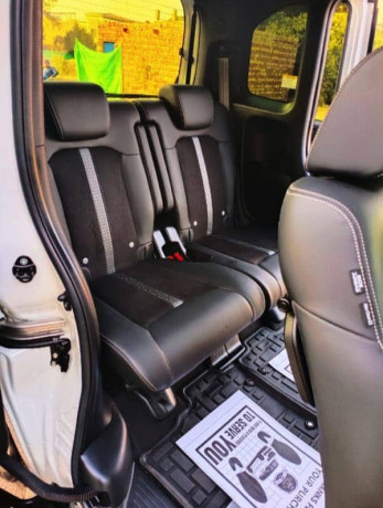 honda-n-box-custom-turbo-top-of-line-variant-white-colour-2021-model-big-5