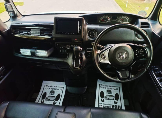 honda-n-box-custom-turbo-top-of-line-variant-white-colour-2021-model-big-4