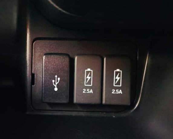 honda-n-box-custom-turbo-top-of-line-variant-white-colour-2021-model-big-8
