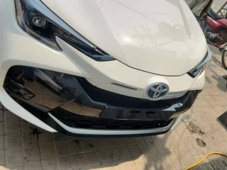 brand-new-yaris-le-model-2025-fresh