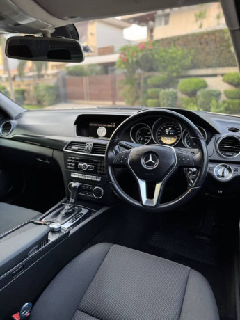 mercedes-benz-c-class-c-200-cgi-2011-big-13