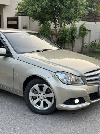 mercedes-benz-c-class-c-200-cgi-2011-big-10