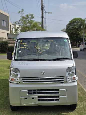 suzuki-every-2020-big-0