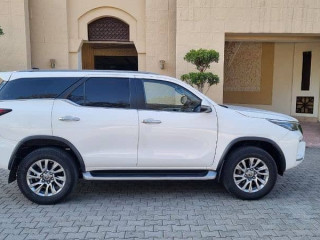 toyota-fortuner-2022