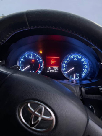 corolla-altis-grande-18-big-7