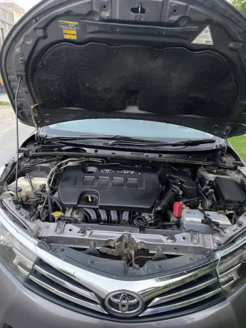 corolla-altis-grande-18-big-3